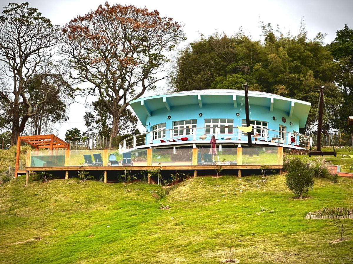 Casa Abacaxi, Vila Magica Bueno Brandao Luaran gambar